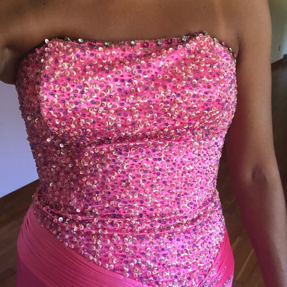 Tiffany prom dress - Picture 10 of 11